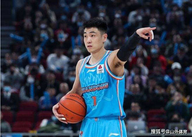 开云-包含转会期CBA常规赛传出新动向；山东男篮绝杀压哨；管理层表态：悬念犹存；赛程密集仍需轮换的词条